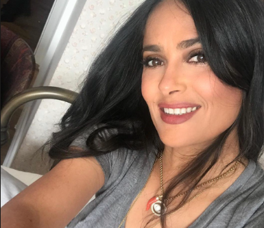 files/latina_lady_review.png